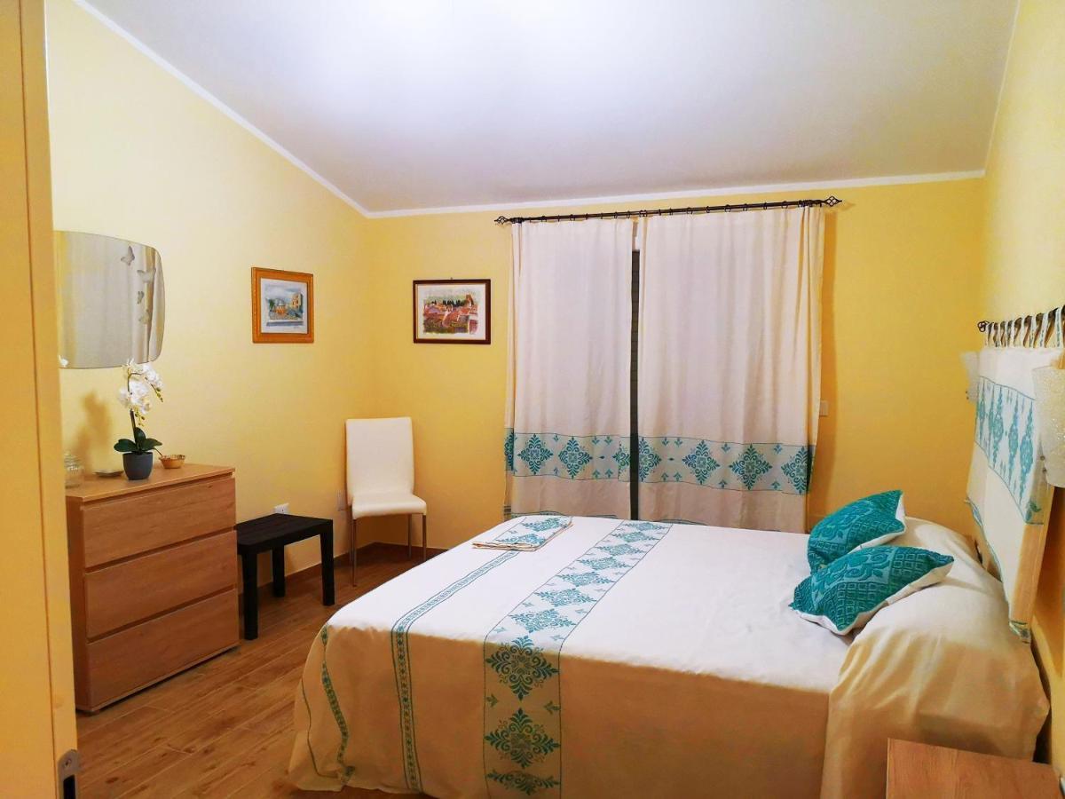 Hotel Le Orchidee Bosa Esterno foto