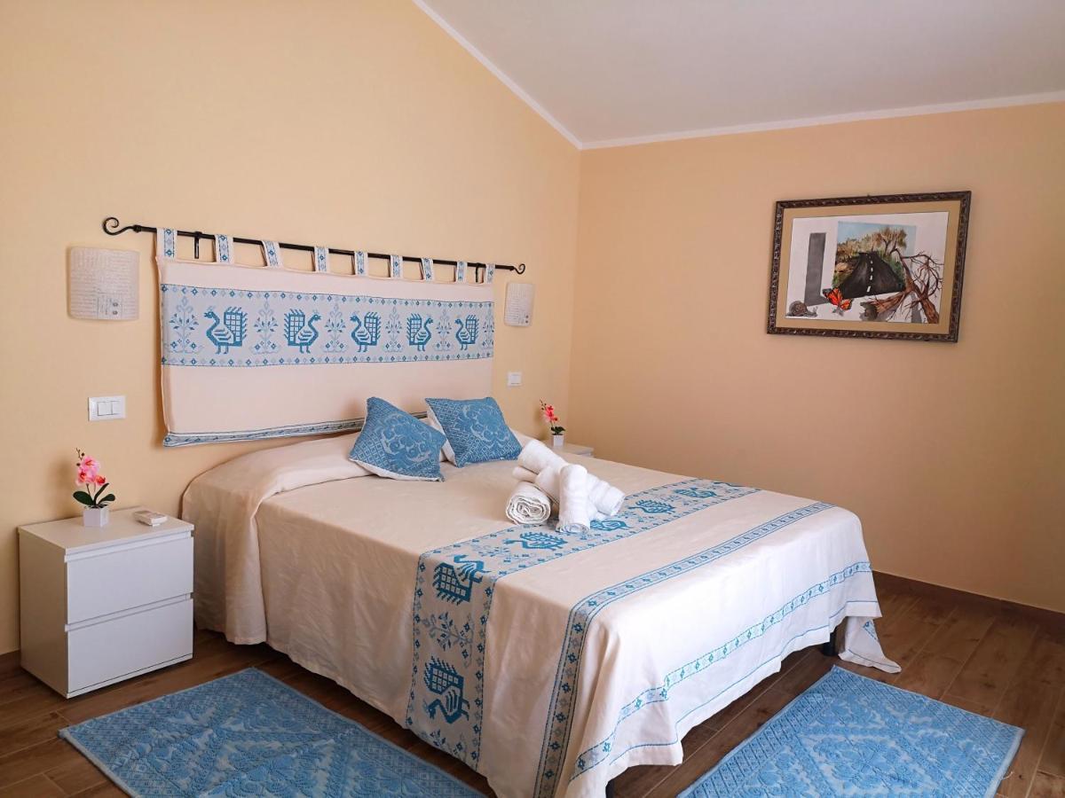 Hotel Le Orchidee Bosa Esterno foto